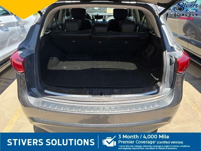 2016 INFINITI QX70 Base
