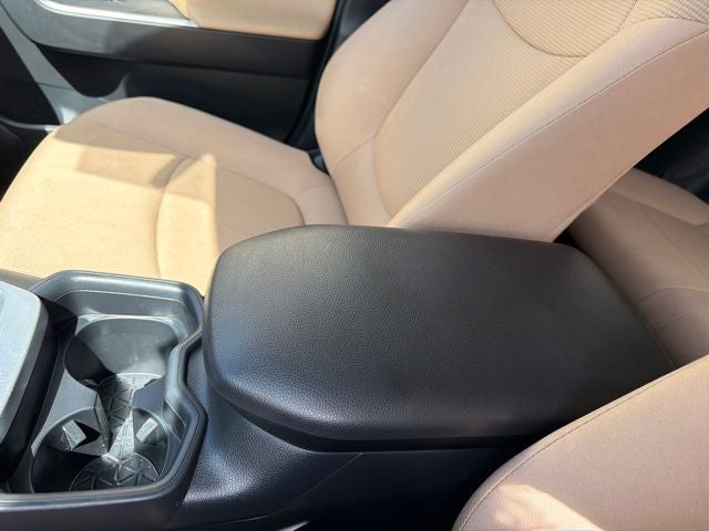 2020 Toyota RAV4 Hybrid LE