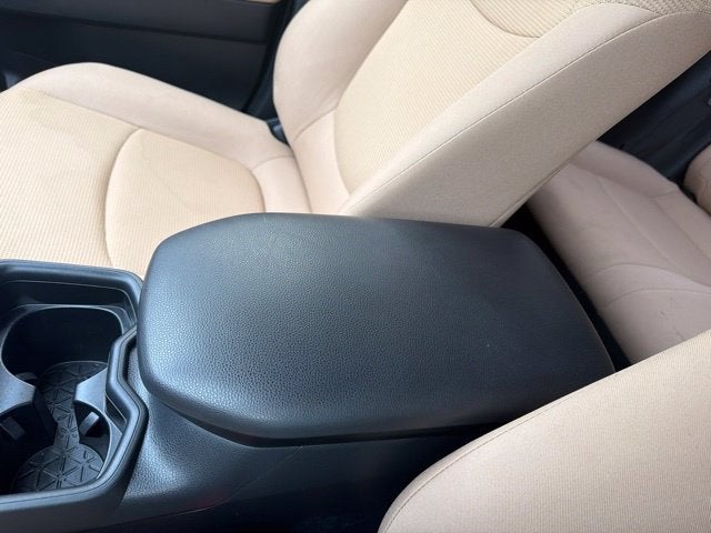 2020 Toyota RAV4 Hybrid LE