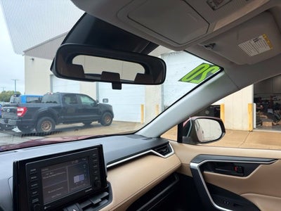 2020 Toyota RAV4 Hybrid LE