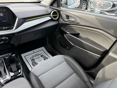 2024 Chevrolet Trax LT