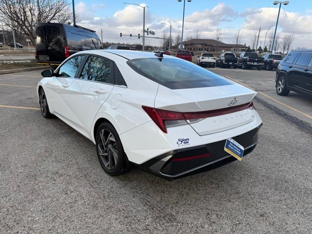 2024 Hyundai Elantra Hybrid Limited