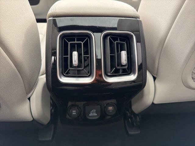 2023 Kia Sorento Plug-In Hybrid SX Prestige