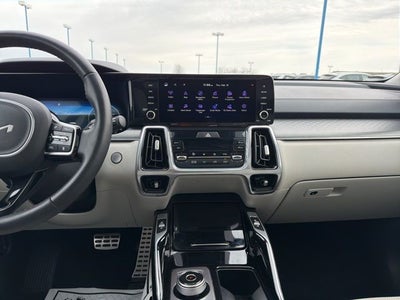 2023 Kia Sorento Plug-In Hybrid SX Prestige