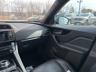 2017 Jaguar F-PACE 35t Prestige