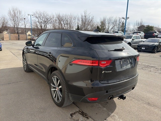 2017 Jaguar F-PACE 35t Prestige