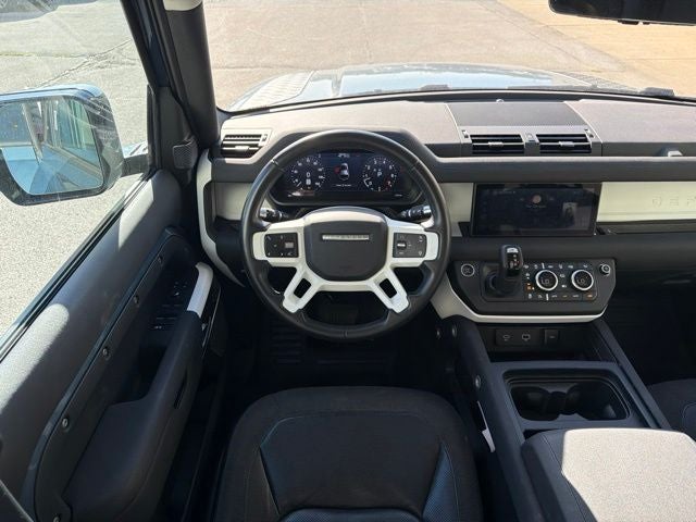 2020 Land Rover Defender 110 SE