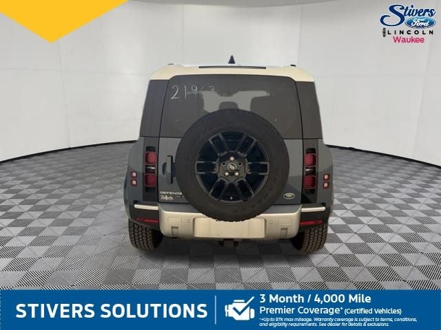 2020 Land Rover Defender 110 SE