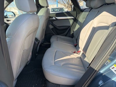 2018 Audi Q3 2.0T Premium quattro