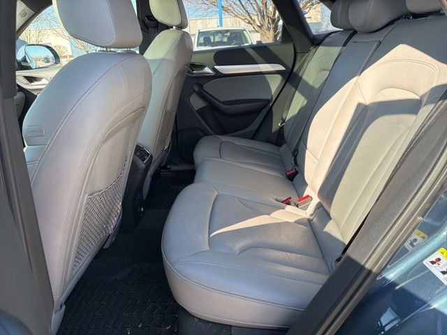 2018 Audi Q3 2.0T Premium quattro