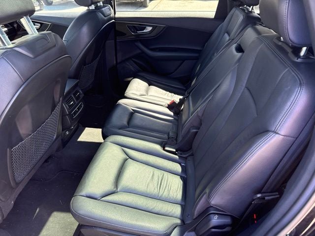 2019 Audi Q7 55 Premium Plus quattro
