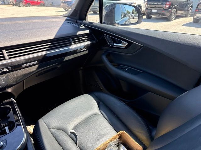 2019 Audi Q7 55 Premium Plus quattro