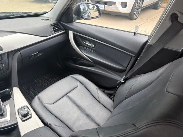 2015 BMW 3 Series 320i xDrive