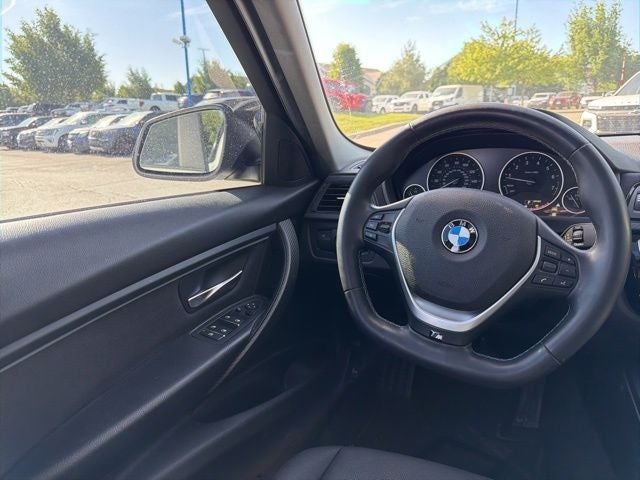 2018 BMW 3 Series 320i xDrive