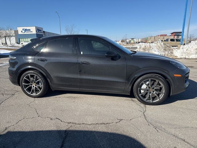 2021 Porsche Cayenne Coupe Turbo