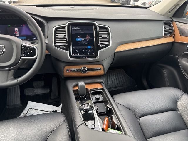 2023 Volvo XC90 B6 Plus 6-Seater