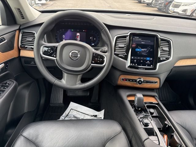 2023 Volvo XC90 B6 Plus 6-Seater