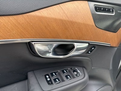 2023 Volvo XC90 B6 Plus 6-Seater