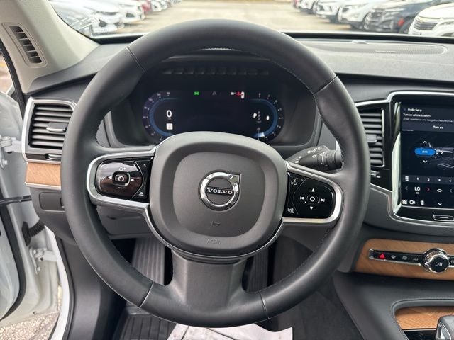 2023 Volvo XC90 B6 Plus 6-Seater