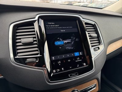 2023 Volvo XC90 B6 Plus 6-Seater